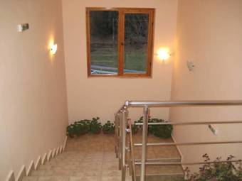 Hotel Restaurant Popini Laki