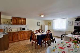 Hostal Vincze Villa Vend�gh�z