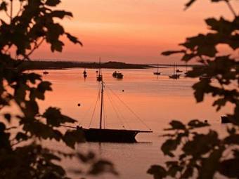 Hostal Kinvara Guesthouse