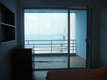 Pyramide Apartment In Gonio