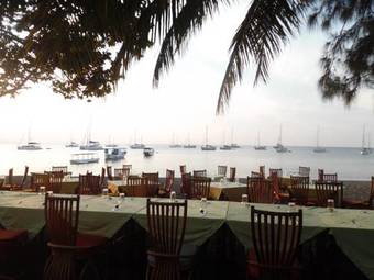 Hotel Sea World Club Beach Resort & Dive Center