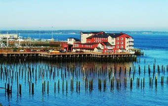 Hotel Cannery Pier