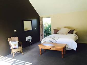 Hostal Little Firewood Creek House