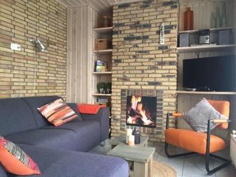 Secluded Holiday Home In Ballum Frisian Islands With Terrace