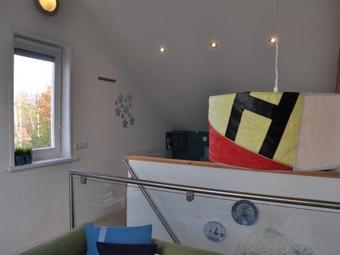 Splendid Waterfront Holiday Home In Uitwellingerga