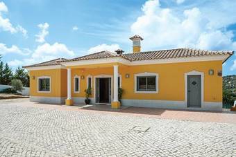 Villa Ribeiro Tomas