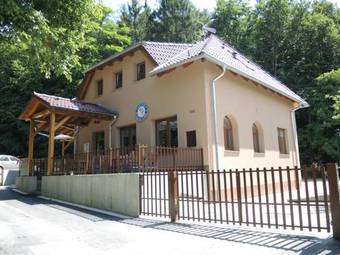 Hostal Penzion Dionysos Pod Kartouzkou