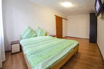 Vip Apartment On 14 Vidradnyi Avenue
