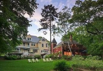 Bed & Breakfast Hawthorn Inn