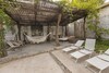 Hotel La Casa Rosal�a