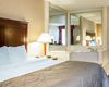 Hotel Clarion Inn & Suites Airport