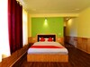 Hotel Oyo 14580 Home Luxurious Studios Shanag