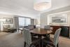 Hotel Holiday Inn Select University Center