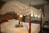 Hotel Lamie's Inn & Old Salt Restaurant
