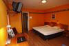 Hotel Aveny Bed & Breakfast