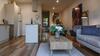 Trentham Central Villas - 6 Br / Ensuite / Sleeps 12