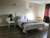 Hotel Walk To Niagara Falls / New / Spacious Apartment
