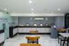 Zuhause Living- Luxury Service Apartments