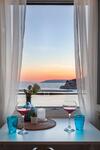 Seafront Center Apartment Fyaka