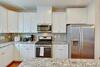 Delightful Pet Friendly Home In Great Location! Townhouse