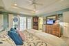 Cottage Garden Home With Screened Patio And Yard!
