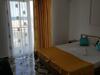 Hostal Vila Yza