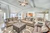 Beautiful And Well Appointed Home With Fireplace!!