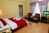 Hotel Silver Oaks Inn