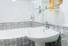 Hostal Trip.le Guest House